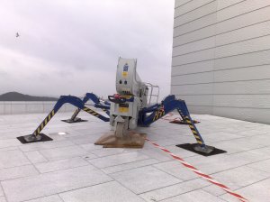 Alien at the opera house